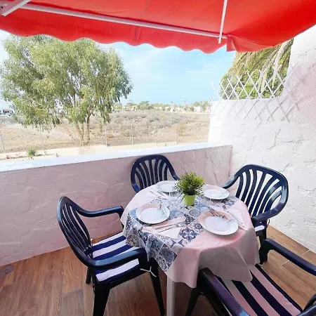 Happy Days, Central, Nice Terrace, Fast Internet Costa Del Silencio